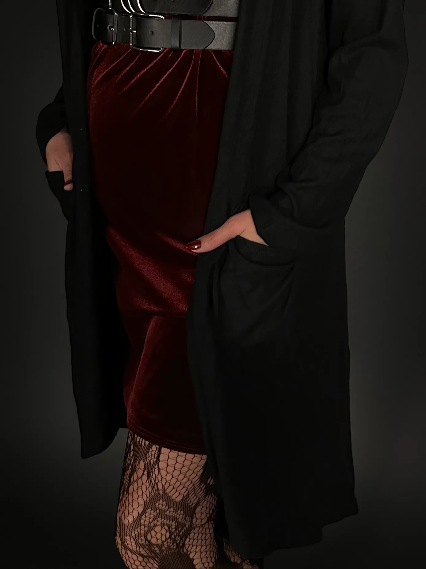 Long Sleeve Full-length Duster Cardigan Sweater with Pockets in Black